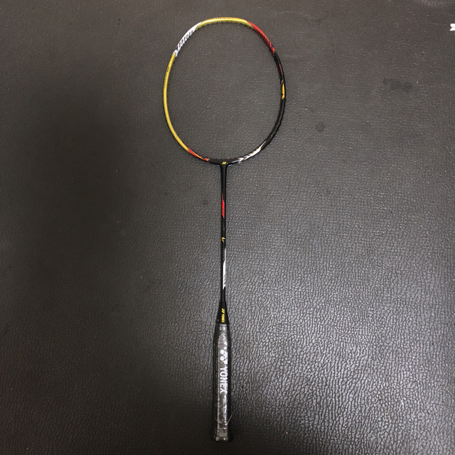 YONEX ボルトリックリンダンフォース 4UG5 - スポーツ/アウトドアその他