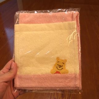 ディズニー(Disney)の⭐︎rin様専用⭐︎トイレットペーパーホルダーカバー プーさん(トイレ収納)