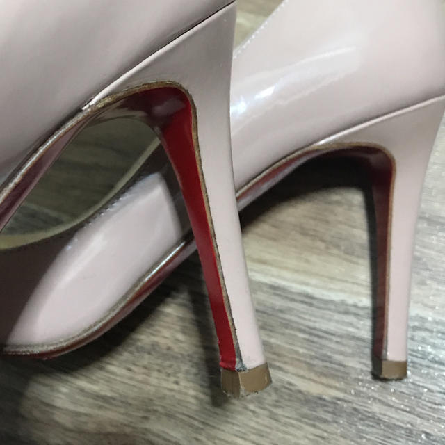 Christian Louboutin(クリスチャンルブタン)のライチ様【CHRISTIAN LOUBOUTIN クリスチャンルブタン  レディースの靴/シューズ(ハイヒール/パンプス)の商品写真