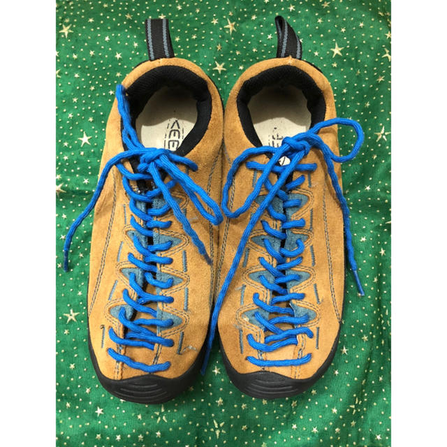 KEEN(キーン)のKEEN持ち運びに便利な袋付き！ジャスパー US7 レディースの靴/シューズ(スニーカー)の商品写真