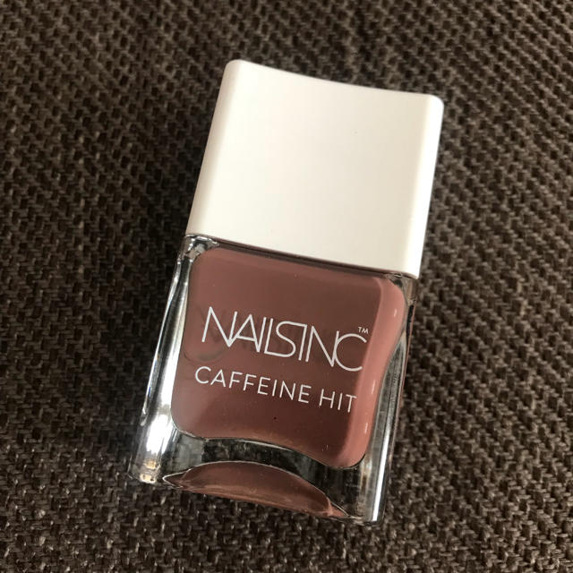 ADDICTION(アディクション)の新品！NAILSINC 完売！アフタヌーンモカ コスメ/美容のネイル(マニキュア)の商品写真