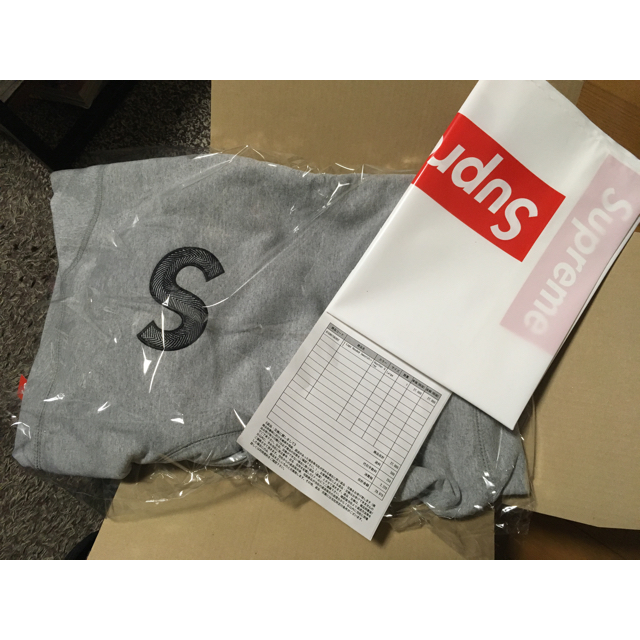 Supreme(シュプリーム)のsupreme s logo hooded sweatshirt メンズのトップス(パーカー)の商品写真