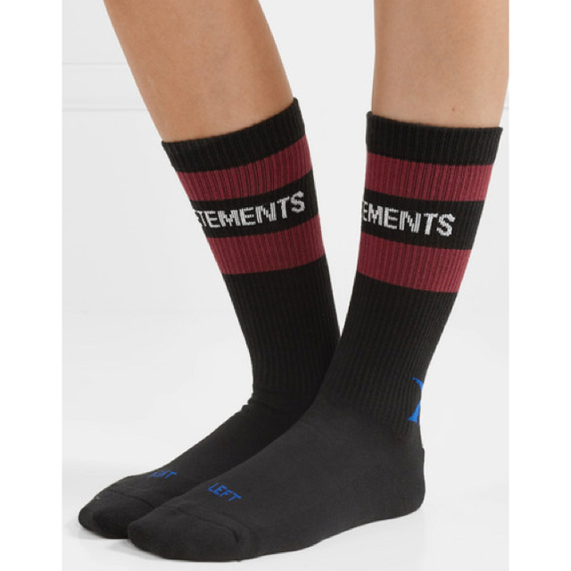 Vetements Reebok socks 18aw 正規品 39 42 27 メンズのレッグウェア(ソックス)の商品写真