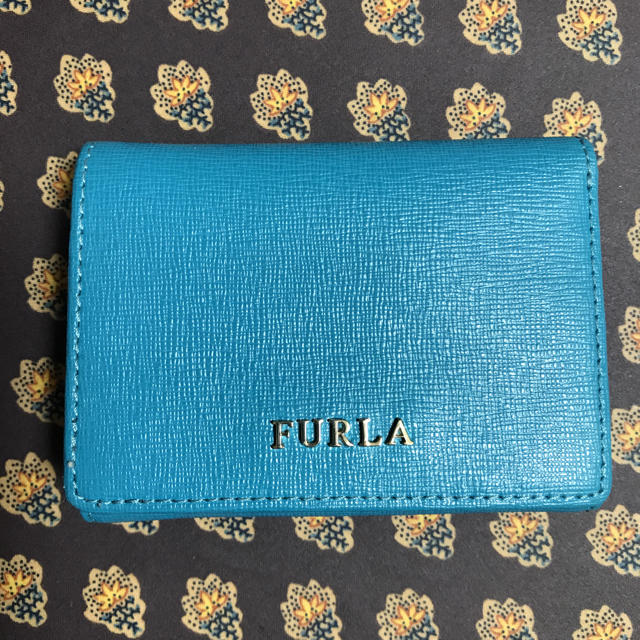 FURLA  フルラ  三つ折り財布  使用3回