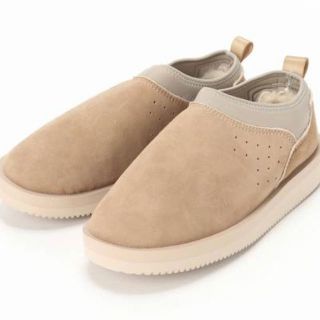 アパルトモンドゥーズィエムクラス(L'Appartement DEUXIEME CLASSE)のSUICOKE ムートンサボ 新品未使用 箱付き (スリッポン/モカシン)