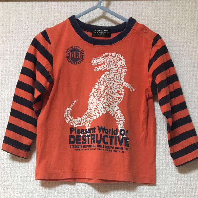 95cm＊ロンT＊男の子＊恐竜Tシャツ キッズ/ベビー/マタニティのキッズ服男の子用(90cm~)(Tシャツ/カットソー)の商品写真