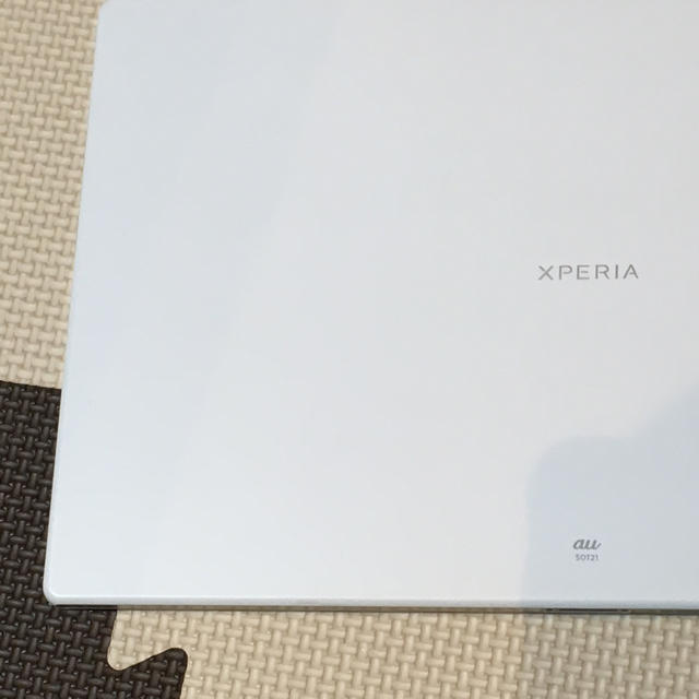 タブレットXPERIA Z2 Tablet au SOT21 本体 プラス オマケ ソニー