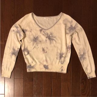 プロポーションボディドレッシング(PROPORTION BODY DRESSING)のプロポーションボディ◆ぼかし花柄Vネックニット◆オフホワイト(ニット/セーター)