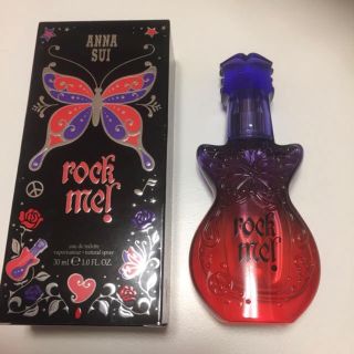 アナスイ(ANNA SUI)のANNA SUI ロックミー！オーデトワレ30ml(香水(女性用))