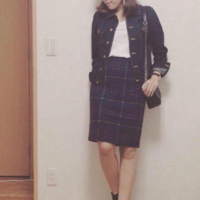 aquagirl(アクアガール)の一回着用☆aquagirlチェックバックレースペンシルスカート レディースのスカート(ひざ丈スカート)の商品写真