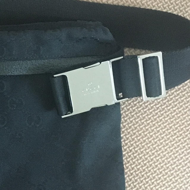 Gucci(グッチ)のGUCCI ウエストポーチ レディースのバッグ(ボディバッグ/ウエストポーチ)の商品写真