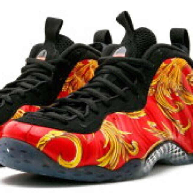 Supreme x Nike Air FOAMPOSITE 1のサムネイル