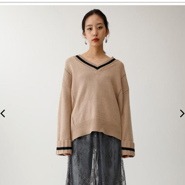 moussy(マウジー)のVネックラインニット レディースのトップス(ニット/セーター)の商品写真