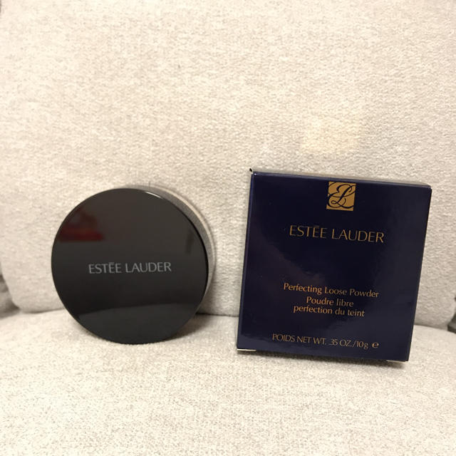 Estee Lauder(エスティローダー)のエスティーローダー♡フェースパウダー コスメ/美容のベースメイク/化粧品(フェイスパウダー)の商品写真