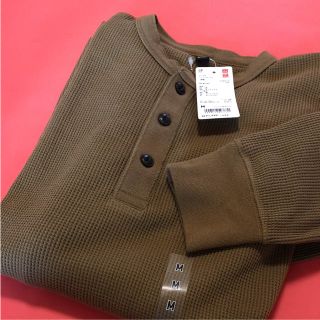 ユニクロ(UNIQLO)のユニクロ☆ワッフルヘンリーネックT  タグ付未使用(Tシャツ/カットソー(七分/長袖))