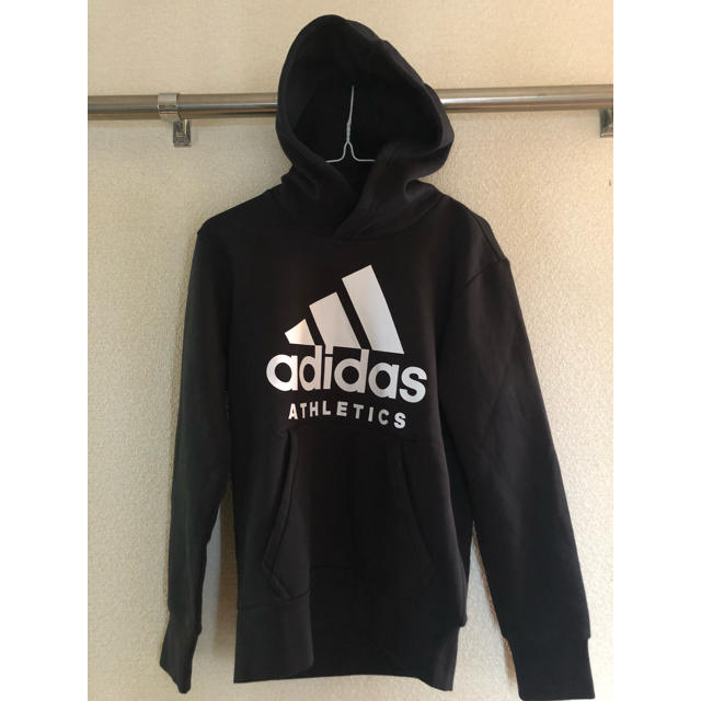 アディダス adidas パーカー