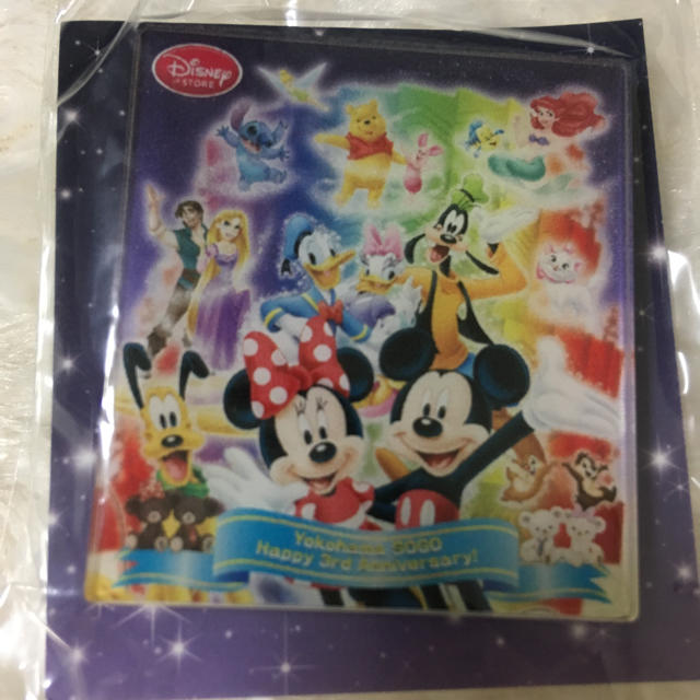 Disney 非売品 未開封 ディズニーストア 横浜そごう 3周年記念 ピンバッジ の通販 By M ディズニーならラクマ