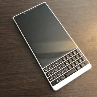 ［週末まで大幅値下げ！］BlackBerry KEY2 シルバー日本国内版(スマートフォン本体)