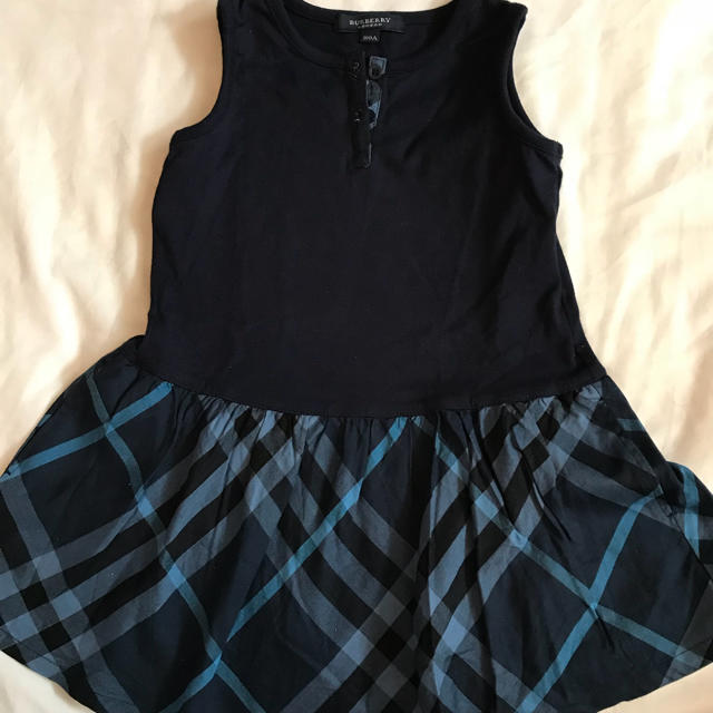 BURBERRY(バーバリー)のバーバリー 4y  100 切り替えワンピース キッズ/ベビー/マタニティのキッズ服女の子用(90cm~)(ワンピース)の商品写真