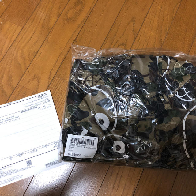 A BATHING APE(アベイシングエイプ)の1stカモ スノボジャケット futuraコラボM メンズのジャケット/アウター(ナイロンジャケット)の商品写真