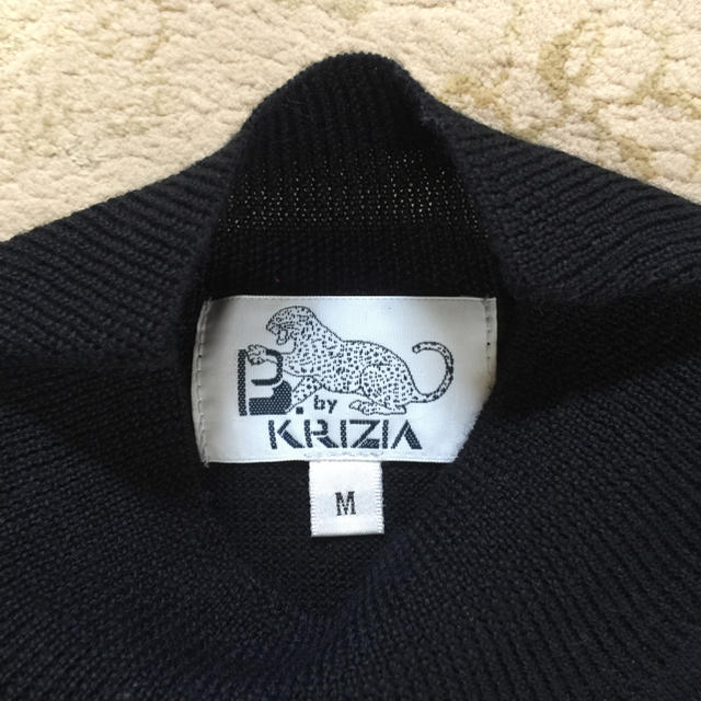 KRIZIA(クリツィア)の美品 クリツィア 半袖ニット 黒 M レディースのトップス(ニット/セーター)の商品写真