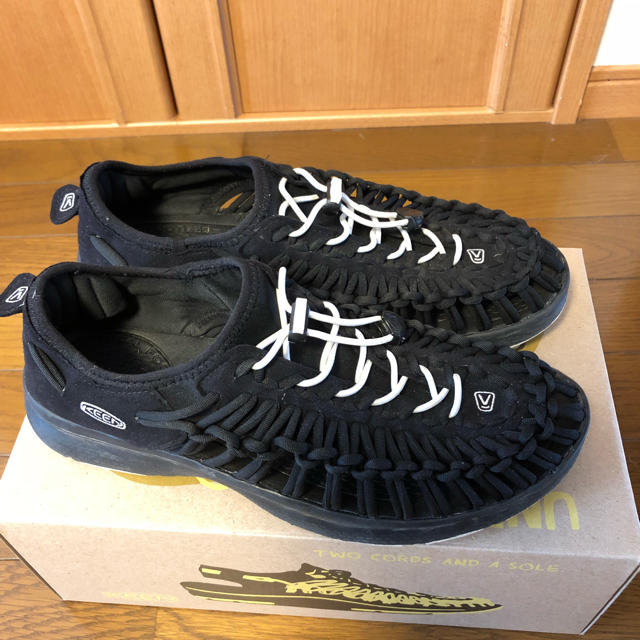 keen ユニーク 27cm