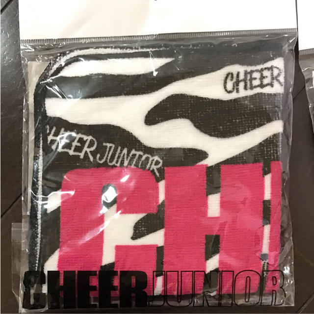 CHEER(チアー)のCHEER JUNIOR ハンドタオル キッズ/ベビー/マタニティのこども用ファッション小物(その他)の商品写真