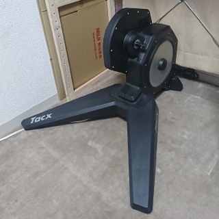 Tacx Flux smart ドングル付 ほぼ新品 ZWIFT ズイフト

(その他)