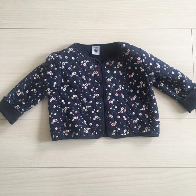 PETIT BATEAU(プチバトー)のプチバトー ジャケット キッズ/ベビー/マタニティのベビー服(~85cm)(ジャケット/コート)の商品写真