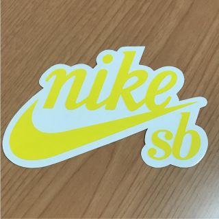 ナイキ(NIKE)の【縦8.7cm横13.5cm】NIKE SBステッカー(ステッカー)