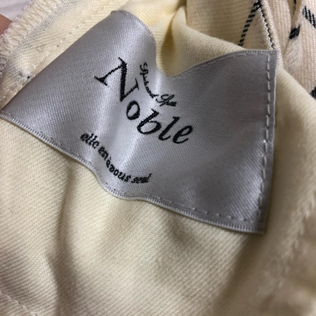 Noble(ノーブル)のNobleパンツ レディースのパンツ(クロップドパンツ)の商品写真