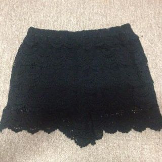 ザラ(ZARA)のZARA 黒レースショートパンツ♡(ショートパンツ)