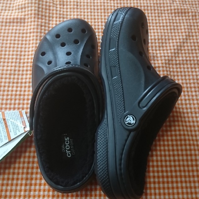 crocs(クロックス)のゆうちゃん様専用 クロックス winterclogブラック&ブラック M9W11 メンズの靴/シューズ(サンダル)の商品写真