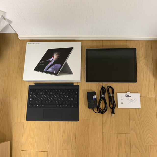 Microsoft Surface Pro LTE Advanced 美品