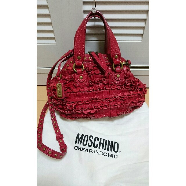 MOSCHINO(モスキーノ)のMoschino モスキーノ 赤フリル革ショルダーハンドバッグ レディースのバッグ(ショルダーバッグ)の商品写真