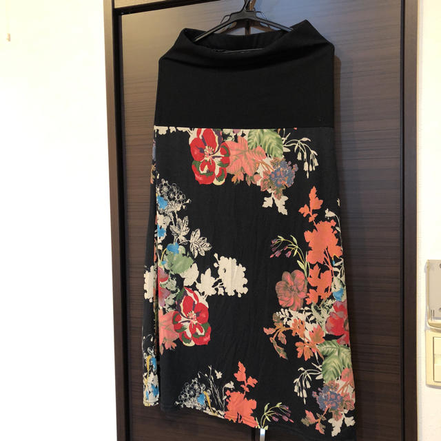 antiqua(アンティカ)のアンティカ ロングスカート レディースのスカート(ロングスカート)の商品写真