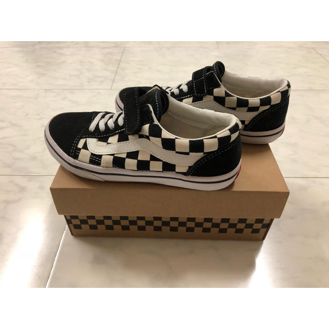 VANS(ヴァンズ)のバンズ オールドスクール チェック チェッカー 21cm キッズ/ベビー/マタニティのキッズ靴/シューズ(15cm~)(スニーカー)の商品写真