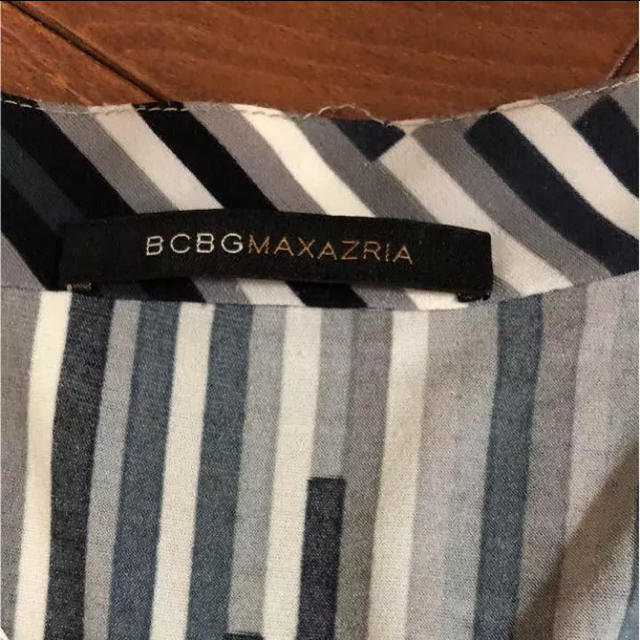 BCBGMAXAZRIA(ビーシービージーマックスアズリア)のBCBG MAXAZRIAワンピース レディースのワンピース(ひざ丈ワンピース)の商品写真