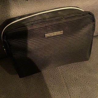 ジョルジオアルマーニ(Giorgio Armani)のアルマーニのポーチ ちびた様専用(旅行用品)