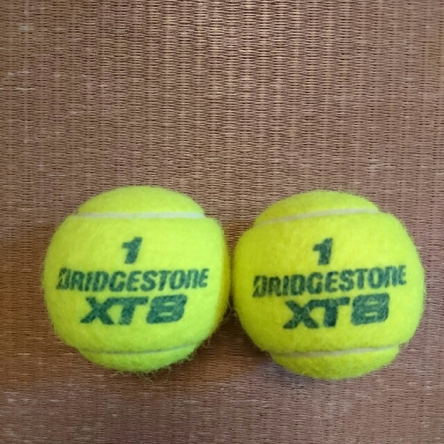 テニスボール 中古 スポーツ/アウトドアのテニス(ボール)の商品写真