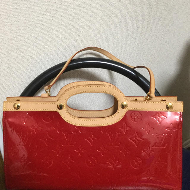 LOUIS VUITTON ヴェルニ