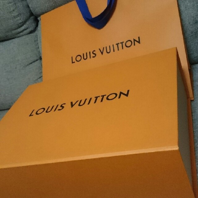 LOUIS VUITTON(ルイヴィトン)のお値下げ/Louis Vuitton箱セット(大)送料込み レディースのバッグ(ショップ袋)の商品写真