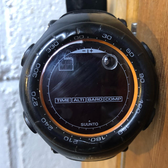 SUUNTO(スント)のSUUNTO スント ベクター 時計 ジャンク 電池なし メンズの時計(その他)の商品写真