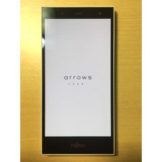 フジツウ(富士通)のarrows M02(スマートフォン本体)