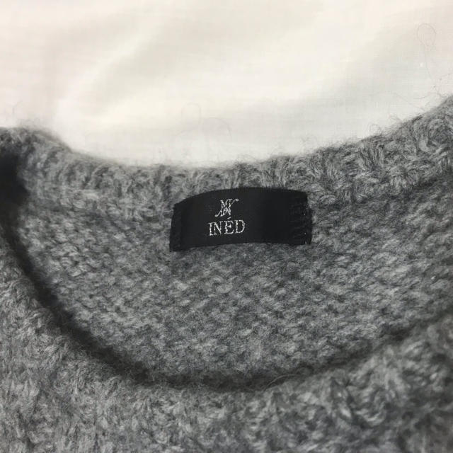 INED(イネド)のINED ヘプラムニット レディースのトップス(ニット/セーター)の商品写真