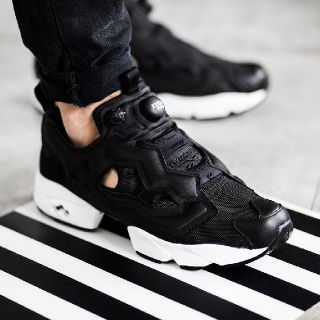 リーボック(Reebok)の大人気 Reebok Pump Fury BLACK×WHITE(スニーカー)