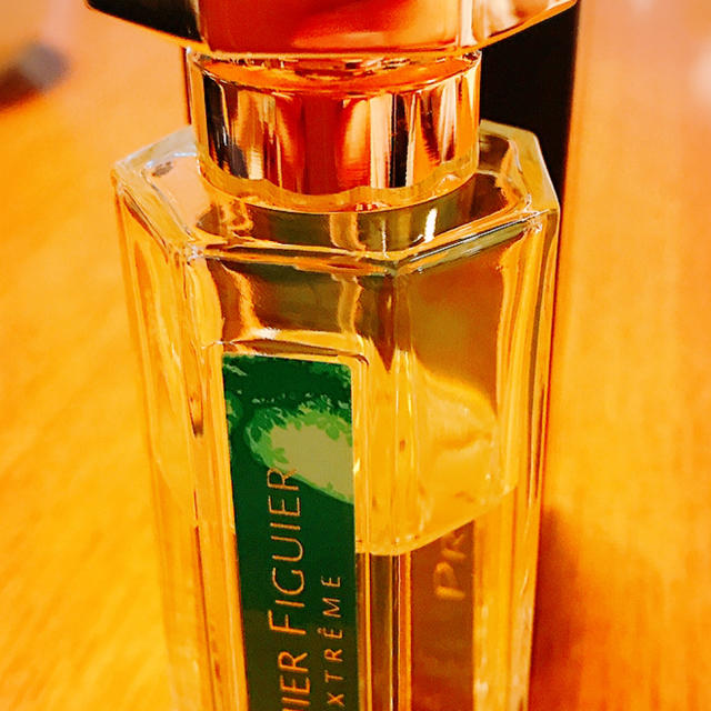 L'Artisan Parfumeur(ラルチザンパフューム)のラルチザン プルミエ フィグエ エクストリーム 香水 PREMIER FIGUI コスメ/美容の香水(香水(女性用))の商品写真