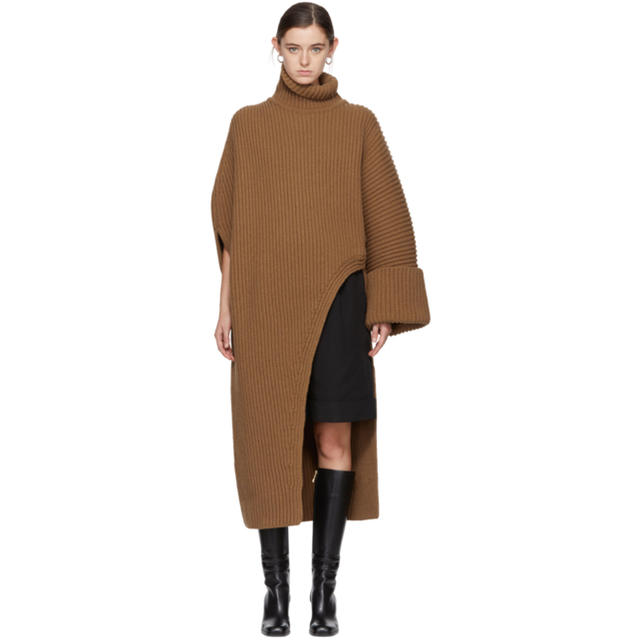 Jil Sander(ジルサンダー)のJil Sander Asymmetric Oversized Sweater レディースのワンピース(ロングワンピース/マキシワンピース)の商品写真