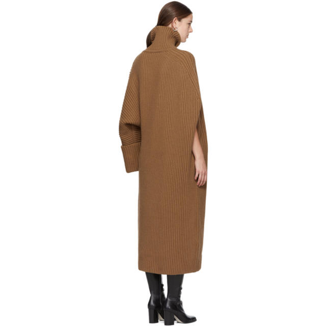 Jil Sander(ジルサンダー)のJil Sander Asymmetric Oversized Sweater レディースのワンピース(ロングワンピース/マキシワンピース)の商品写真