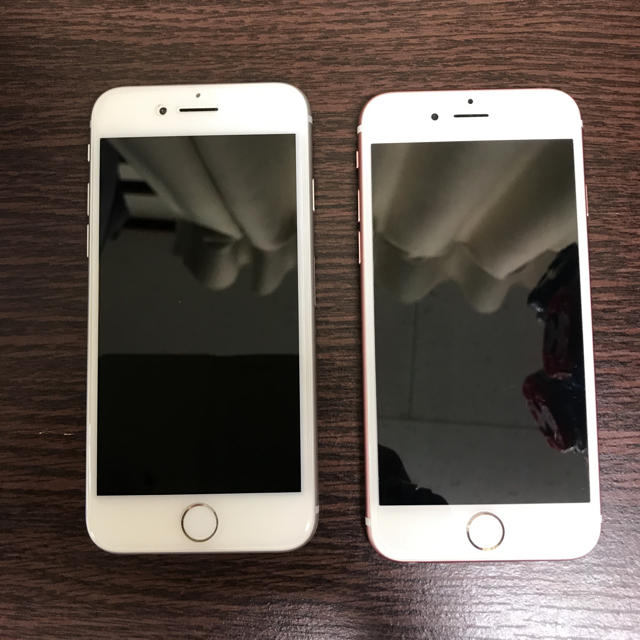 iPhone8 シルバー 256GBu0026iPhone6s ピンクゴールド64GB-